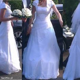 Suknia ślubna z kryształkami Svarowskiego
