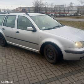 Volkswagen Bora 2.  0gaz 2000